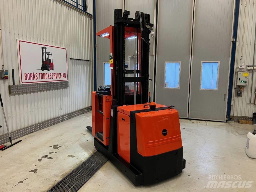Toyota OM 100 M Plukketruck, høj