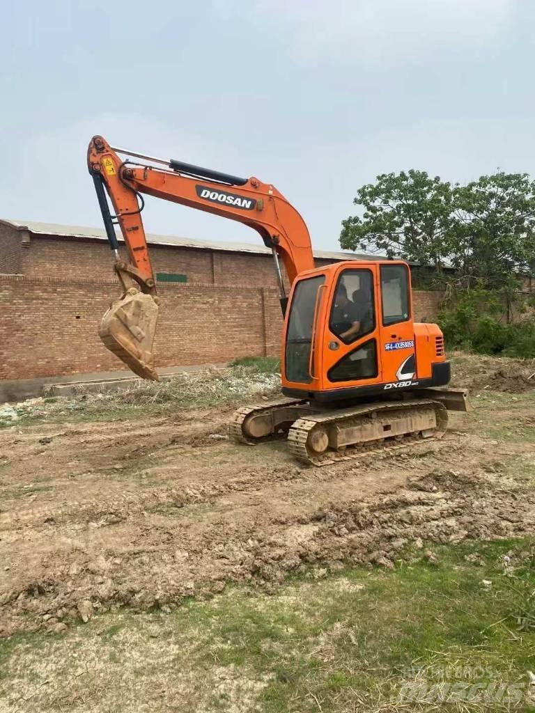 Doosan dx80-9C Gravemaskiner på larvebånd