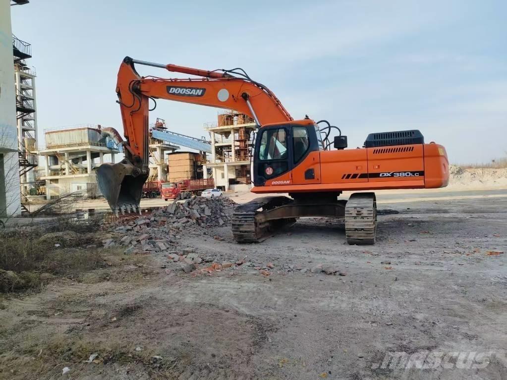 Doosan DX 380 LC Gravemaskiner på larvebånd