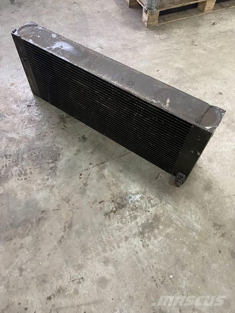 Liebherr A934C Radiatorer