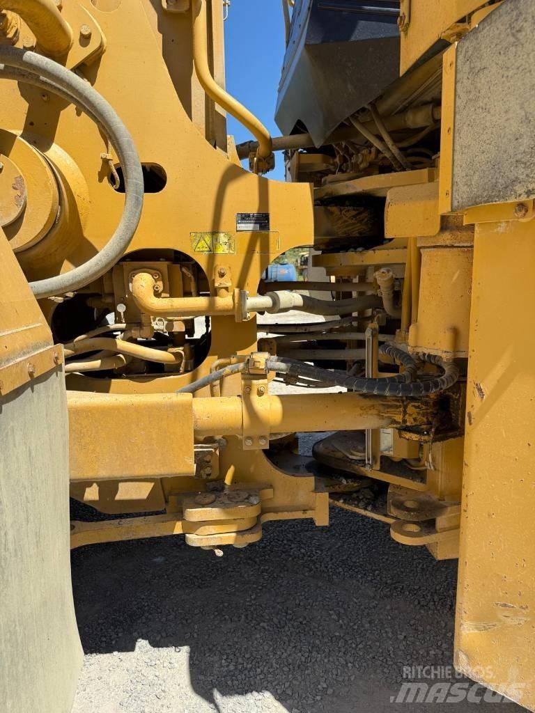 CAT 988 H Læssemaskiner på hjul