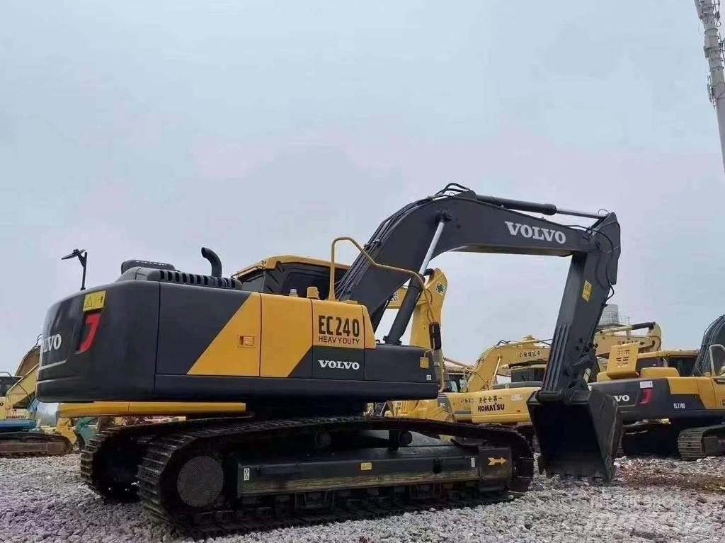 Volvo EC 240 Gravemaskiner på larvebånd