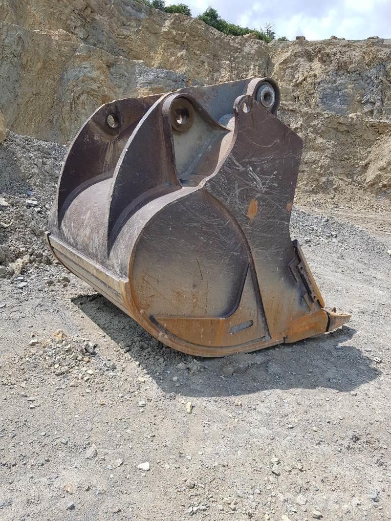 Liebherr R974 Gravemaskiner på larvebånd