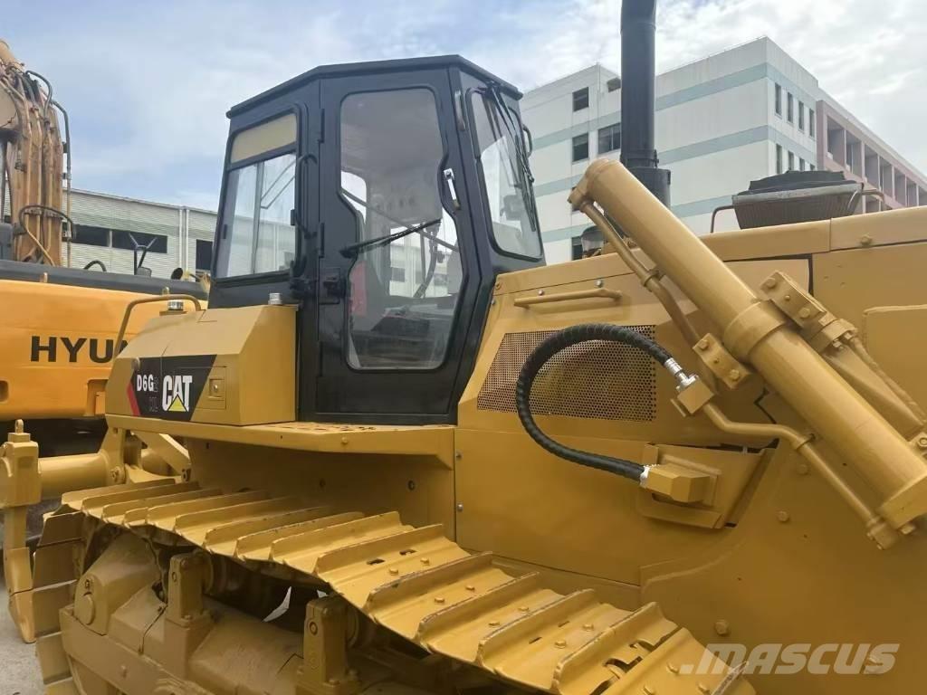 CAT D 6 G Bulldozer på larvebånd