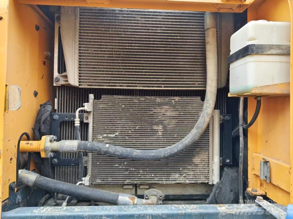 Hyundai R 225LC-9T Gravemaskiner på larvebånd