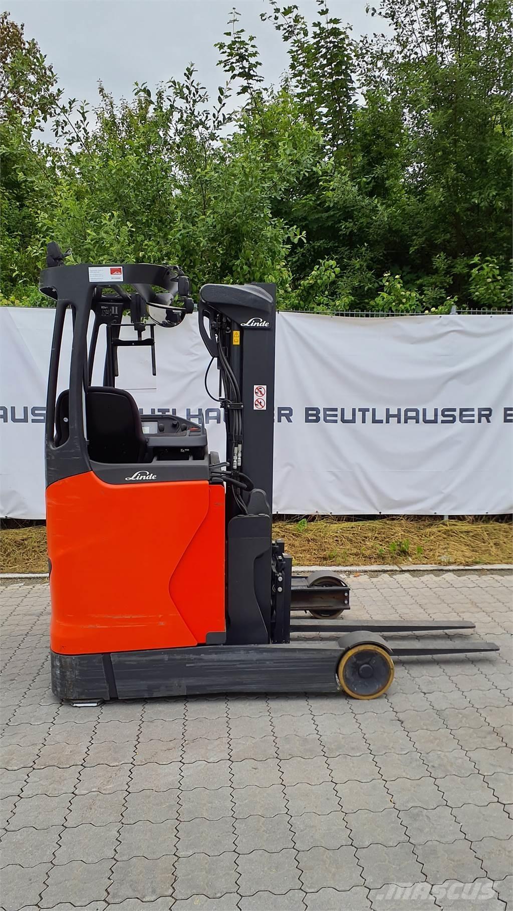 Linde R14B Reachtruck