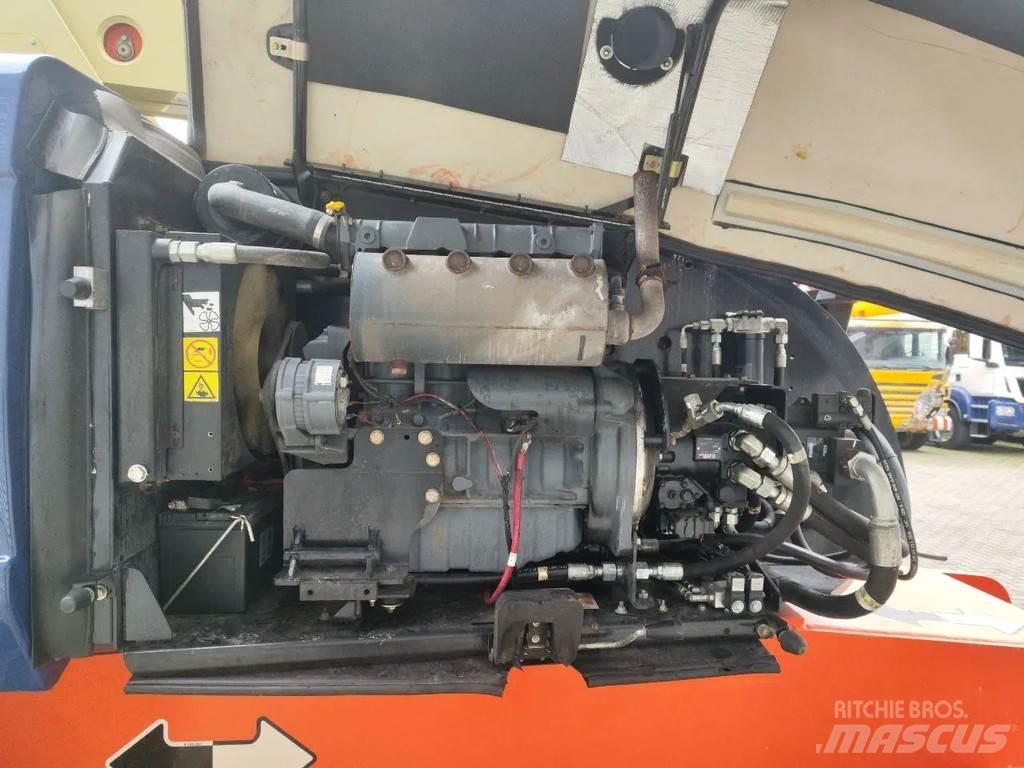 JLG 860 SJ Teleskoplifte