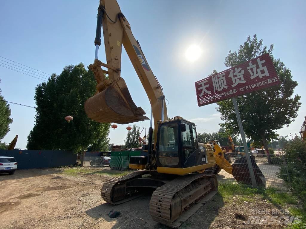 CAT 324D Gravemaskiner på larvebånd