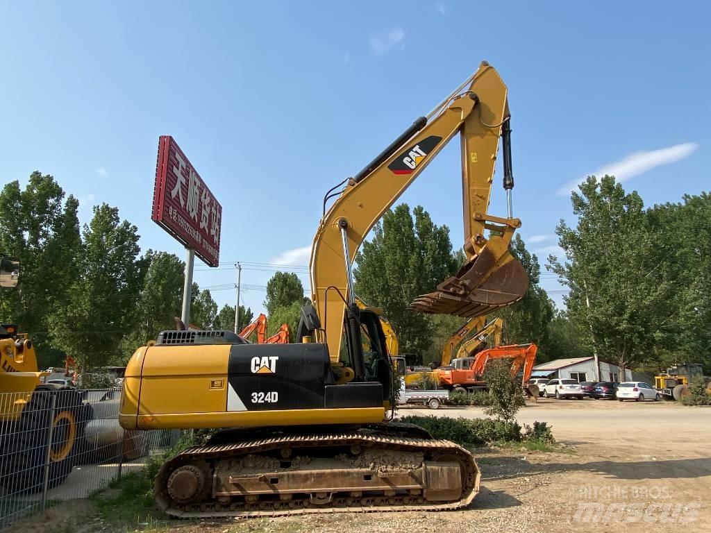 CAT 324D Gravemaskiner på larvebånd