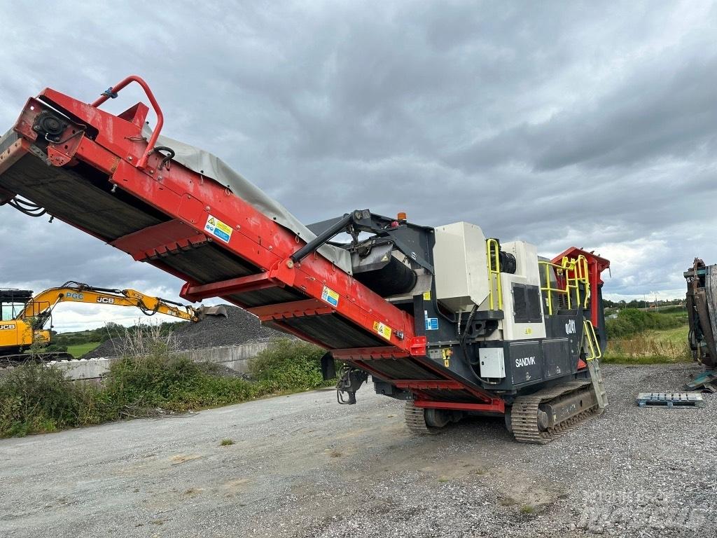 Sandvik QJ 241 Mobile knusere