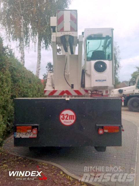 Wumag WT 320 Lastbilmonterede lifte