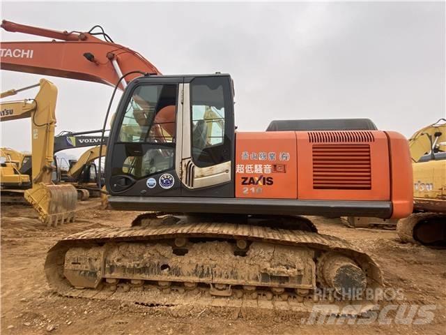 Hitachi zx210 Gravemaskiner på larvebånd