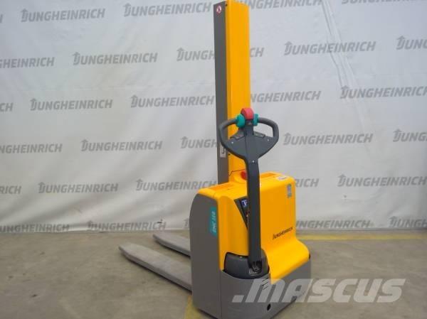 Jungheinrich EMC 110 Gaffelstabler med gående fører