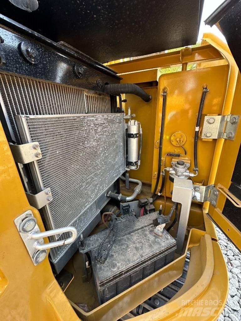 CAT 308 E Gravemaskiner på larvebånd