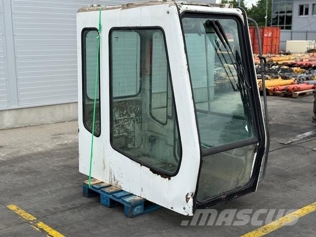 Liebherr CAB SERIE B Kabiner og interiør