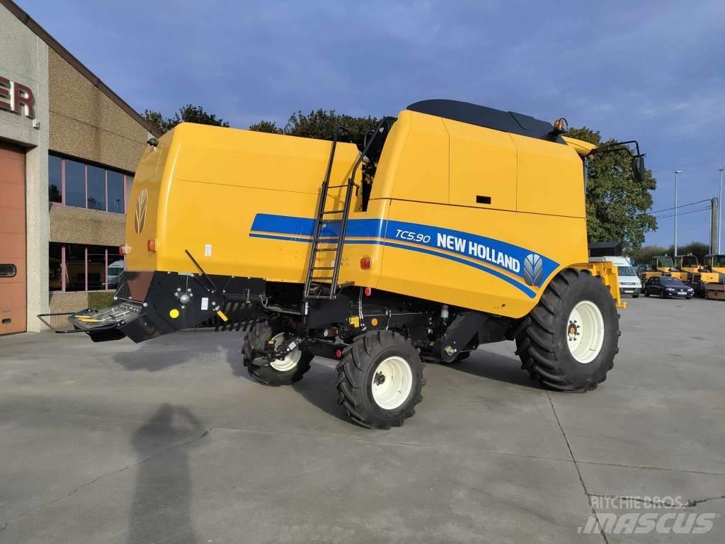 New Holland TC 5.90 Mejetærskere