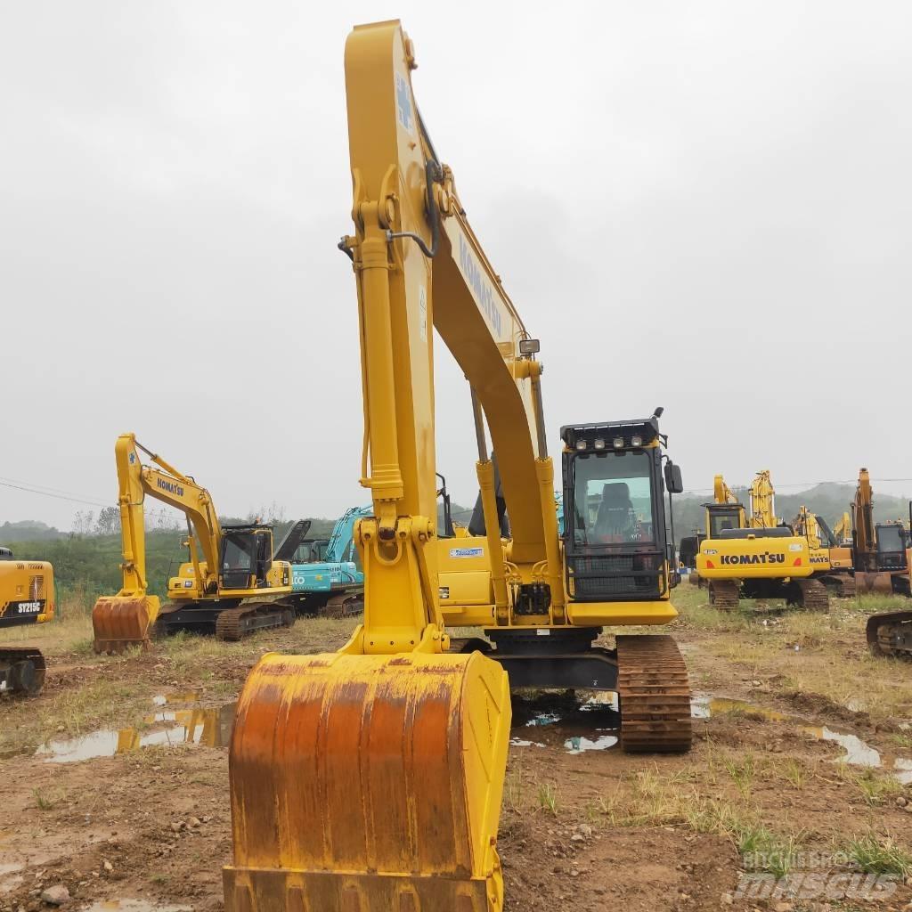 Komatsu PC200-8 Gravemaskiner på larvebånd