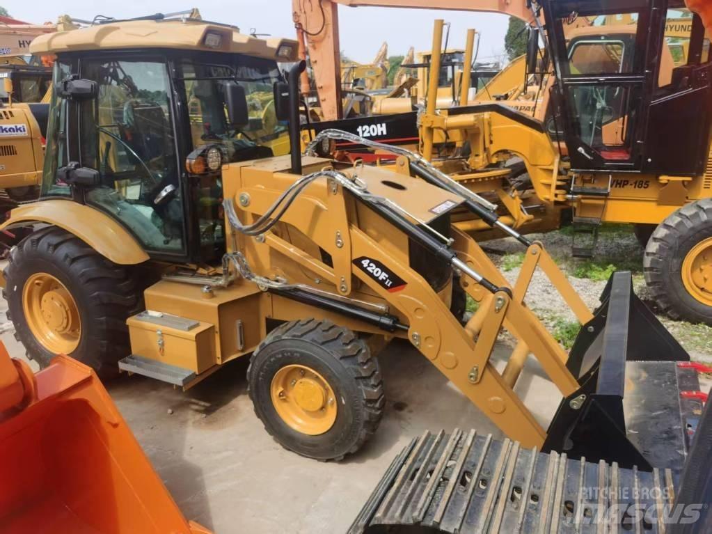 CAT 420 f2 Rendegravere