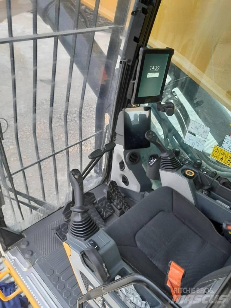 CAT 395 Gravemaskiner på larvebånd