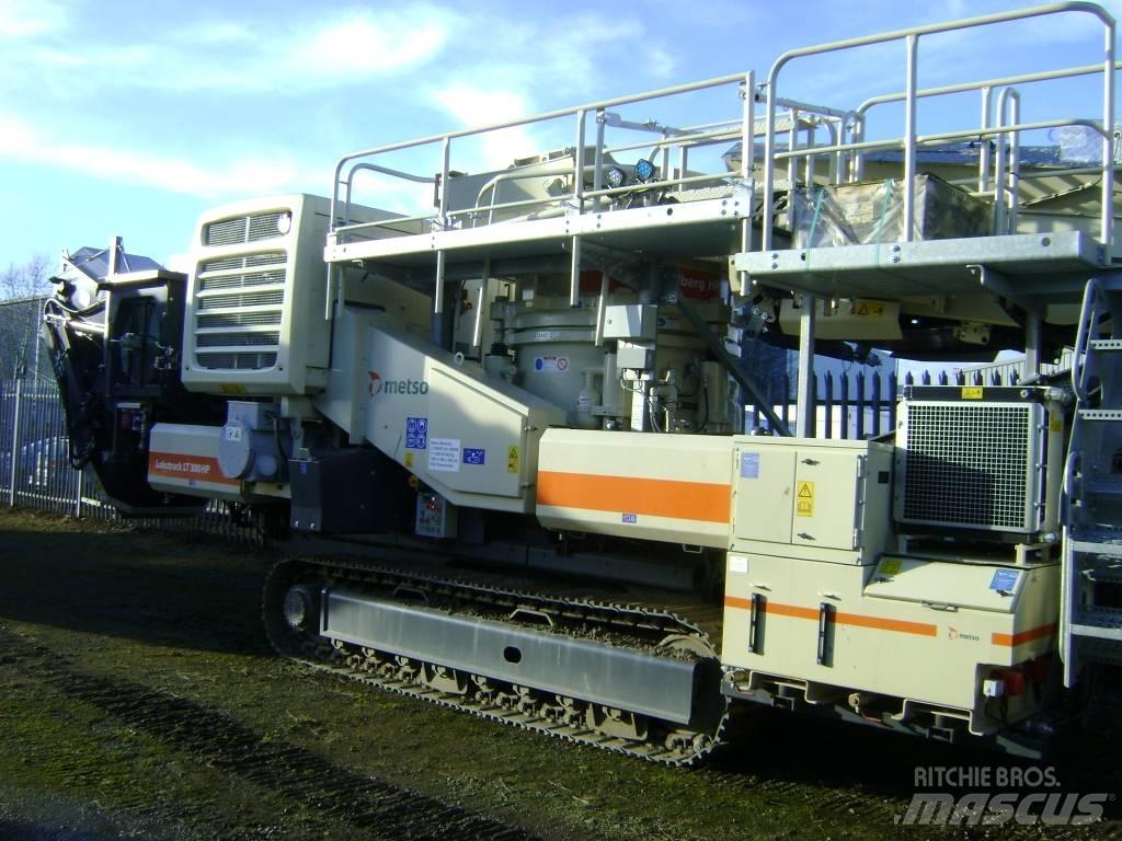 Metso LT 300 HP Mobile knusere