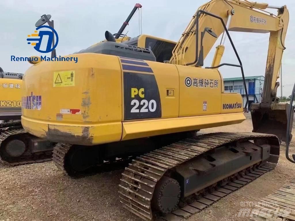 Komatsu PC 220-8 Gravemaskiner på larvebånd
