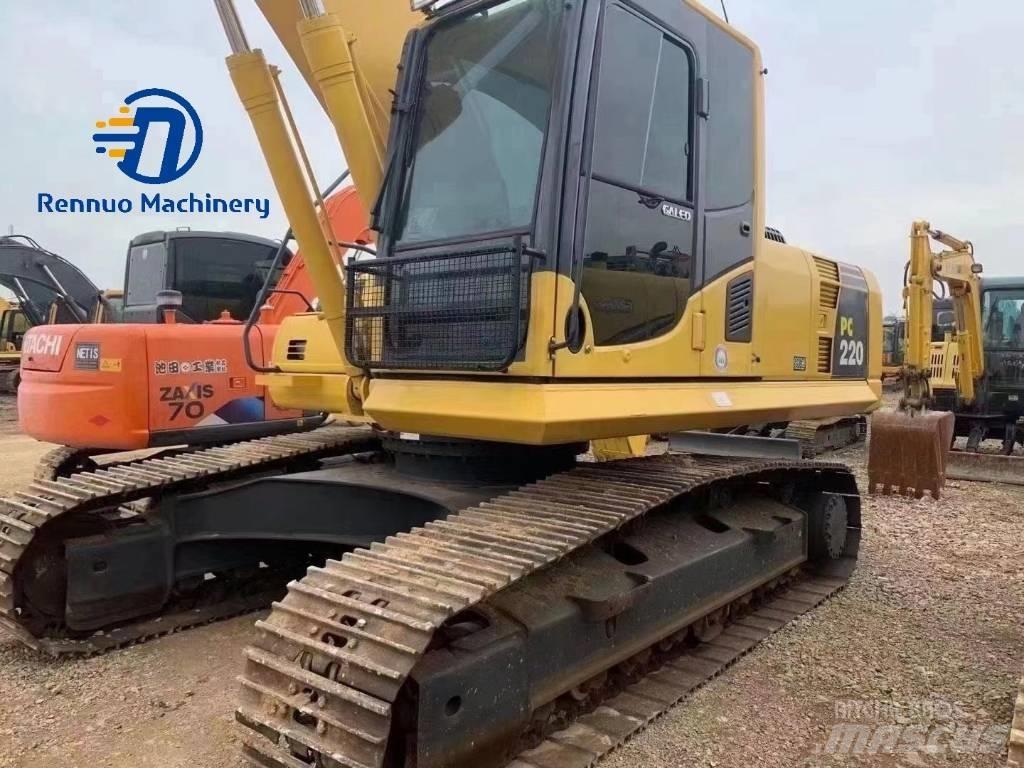 Komatsu PC 220-8 Gravemaskiner på larvebånd