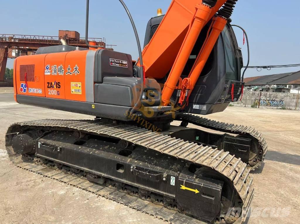 Hitachi ZX 200-3G Gravemaskiner på larvebånd