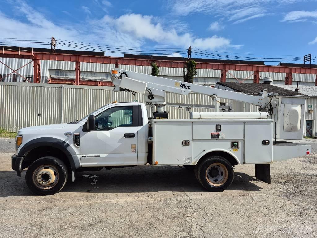 Ford F 450 Lastbil med lad/Flatbed