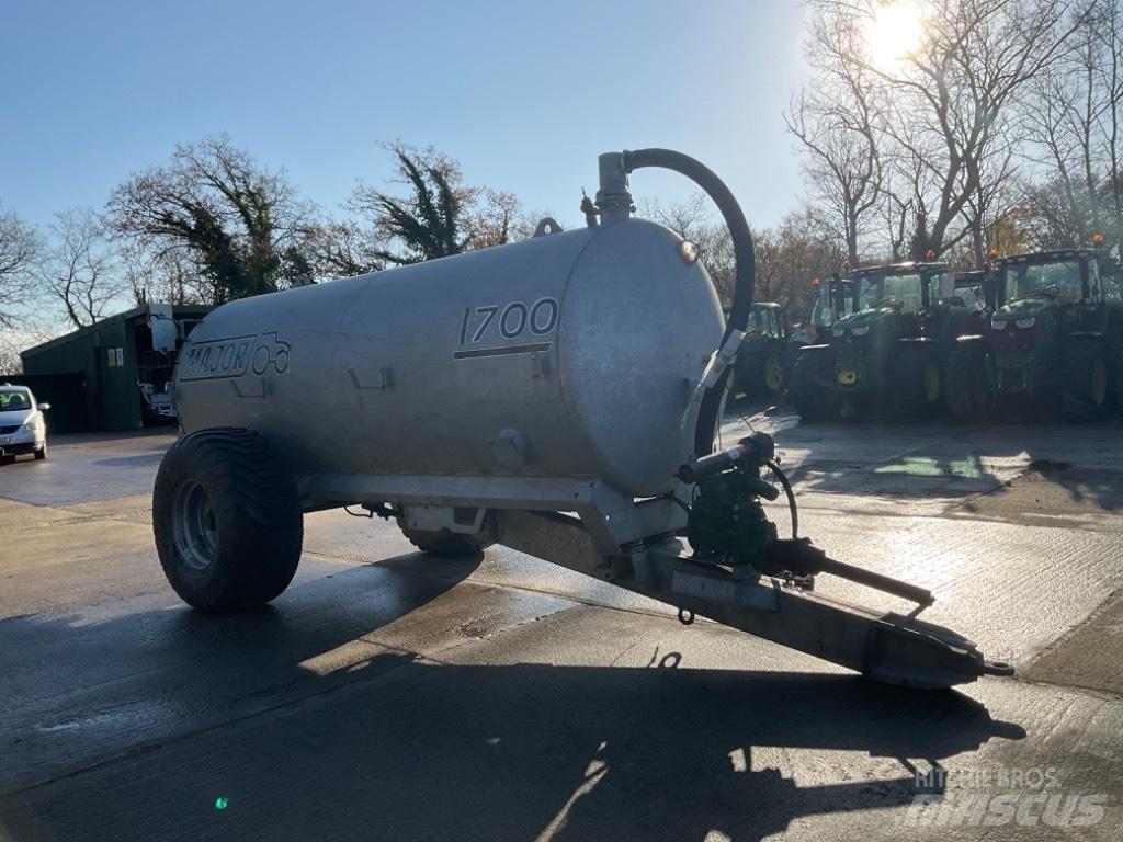 Major 1700 Gyllevogne/Slamsugere