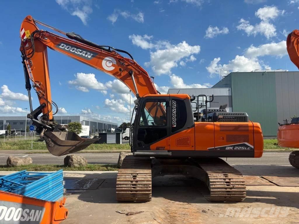 Doosan DX225LC-7 Gravemaskiner på larvebånd