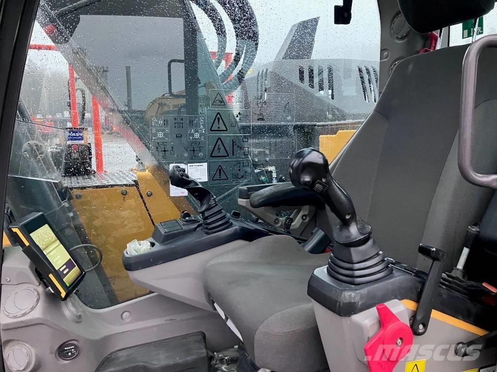 Volvo ECR235EL Blade Gravemaskiner på larvebånd
