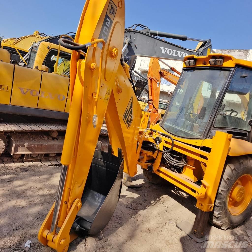 JCB 3 CX Rendegravere