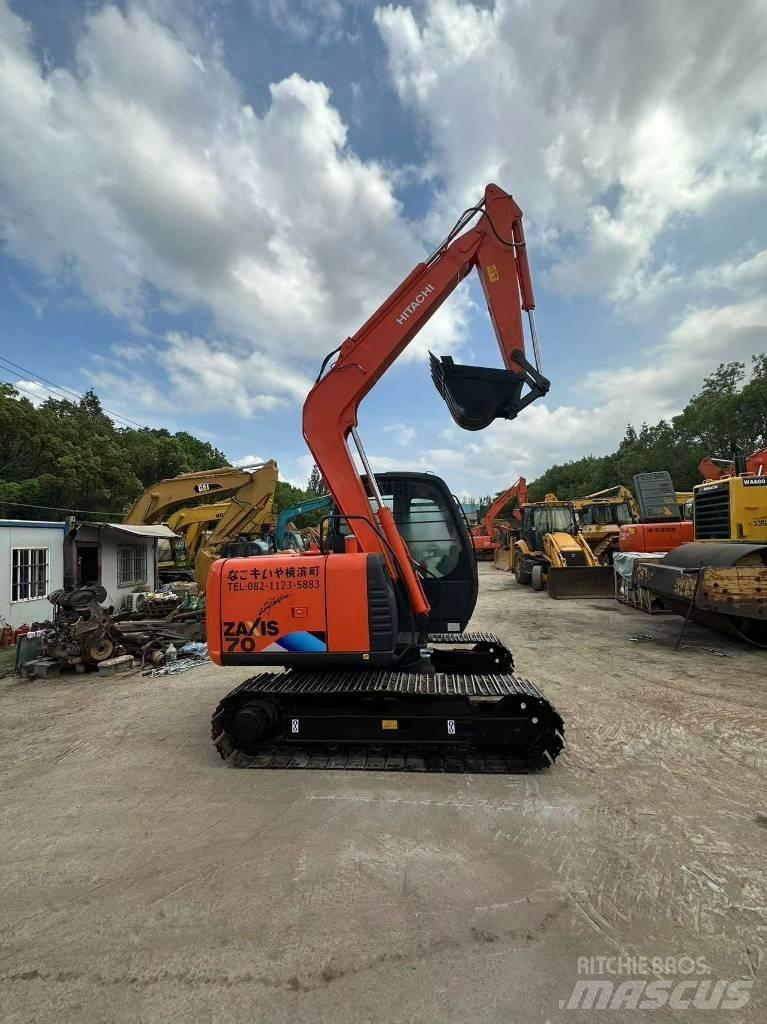 Hitachi ZX 70 Gravemaskiner på larvebånd