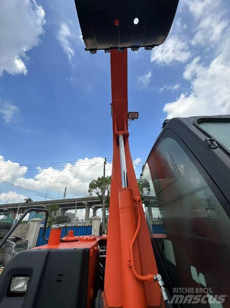 Hitachi ZX 70 Gravemaskiner på larvebånd