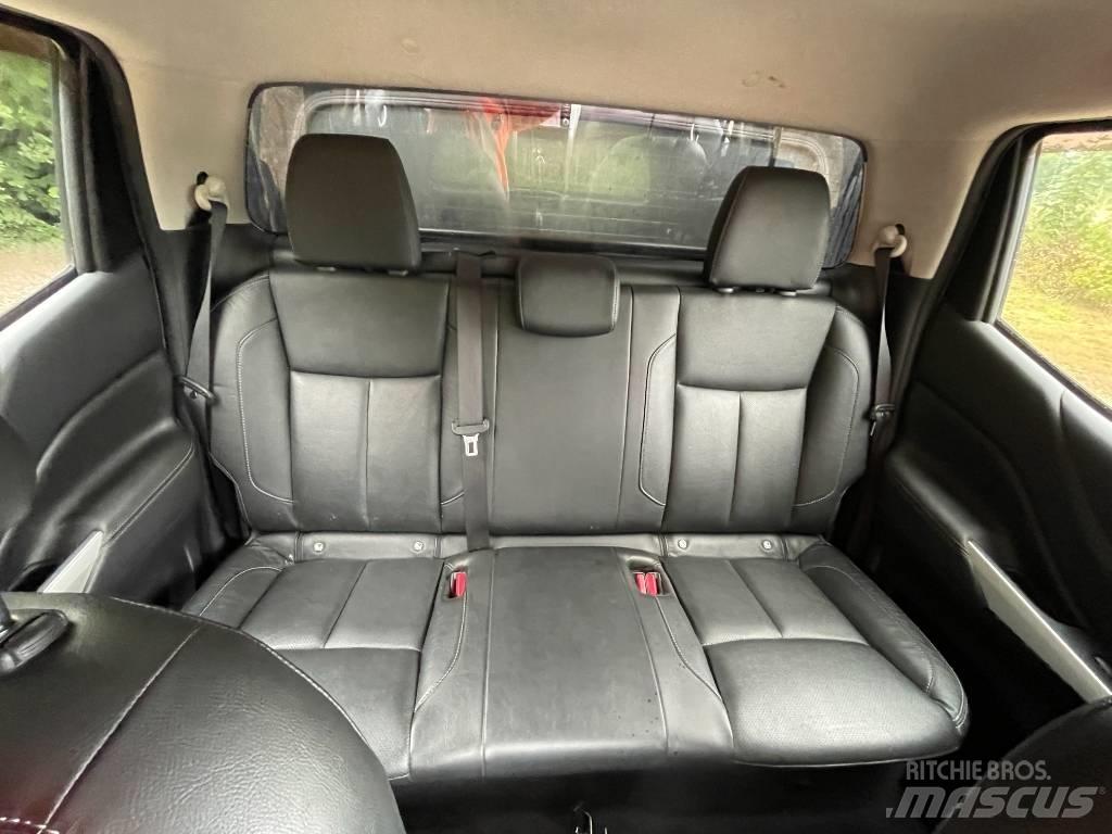 Nissan Navara Pickup/Sideaflæsning