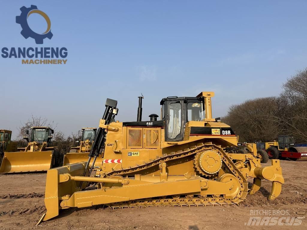 CAT D8R Bulldozer på larvebånd