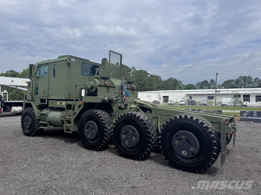 Oshkosh M1070 Trækkere