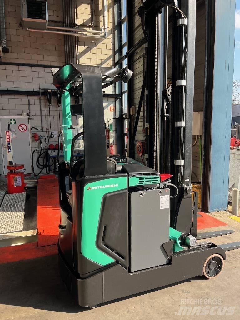 Mitsubishi RB16N2H Reachtruck