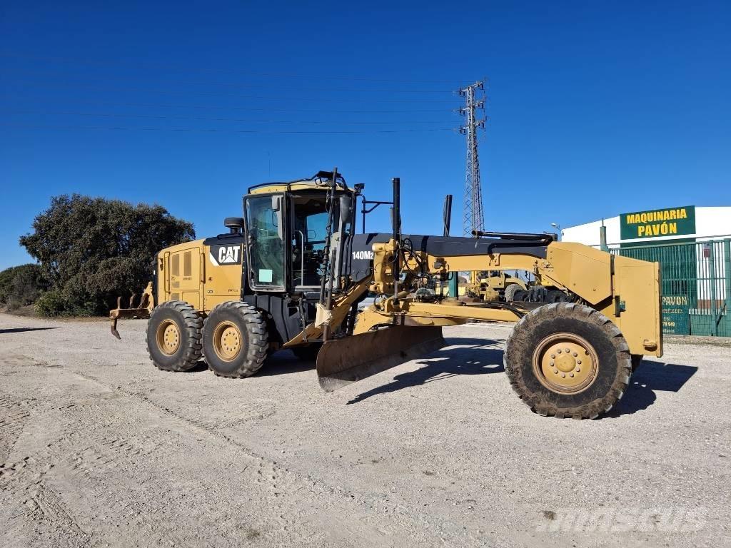 CAT 140 M 2 Vejhøvle / Gradere