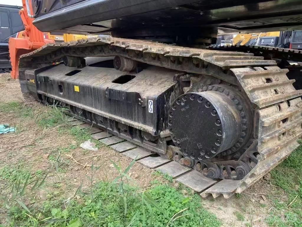 Hitachi 360 Gravemaskiner på larvebånd