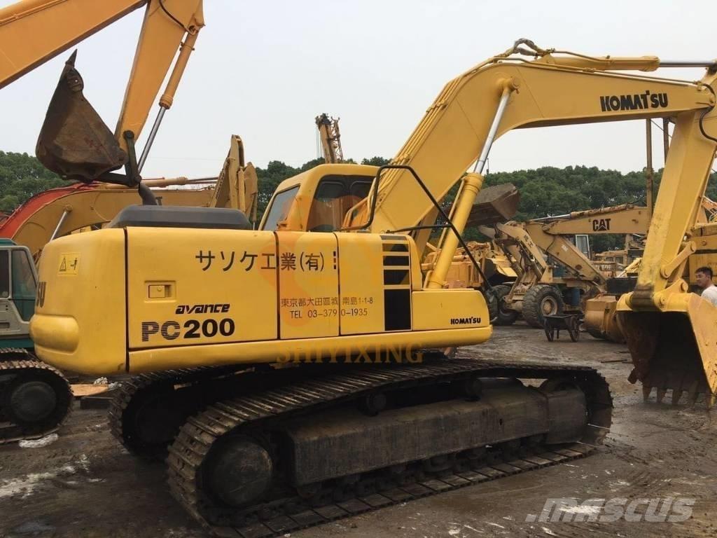Komatsu PC 200-6 Gravemaskiner på larvebånd