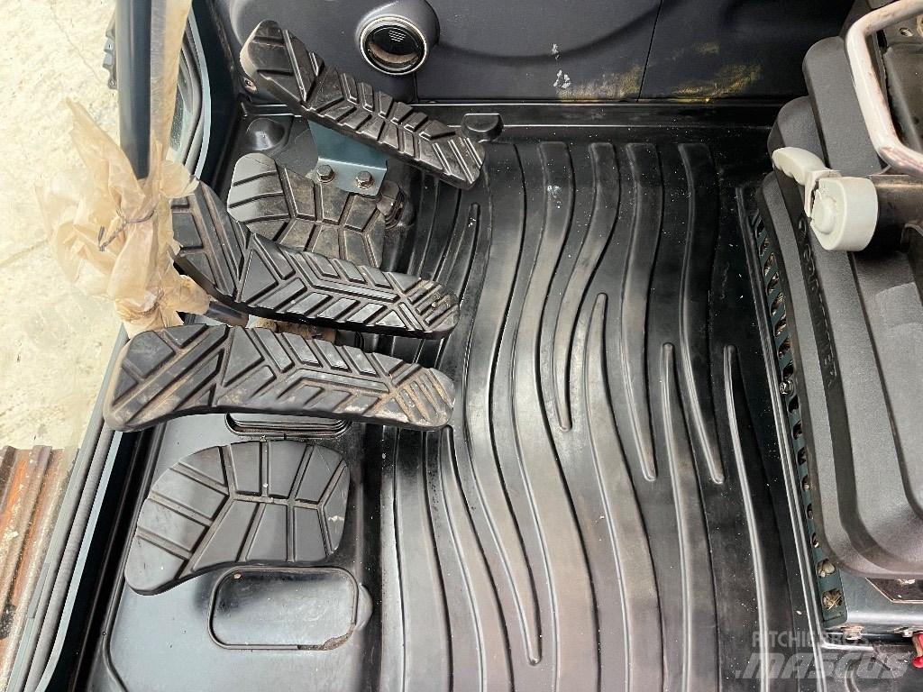 Hyundai HX140LC Gravemaskiner på larvebånd