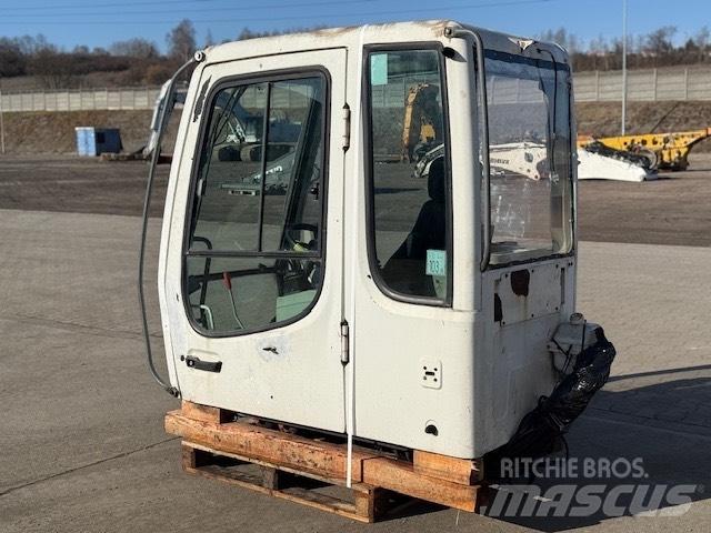 Liebherr A 924 C CAB Kabiner og interiør