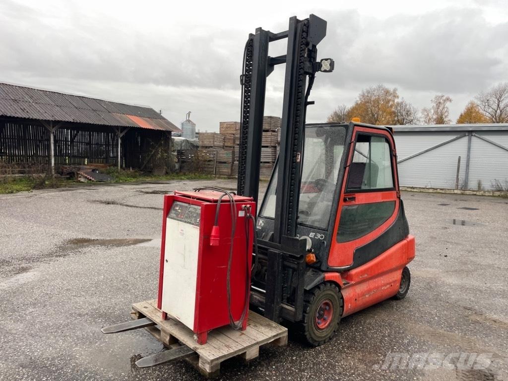 Linde E 30-01 El gaffeltrucks