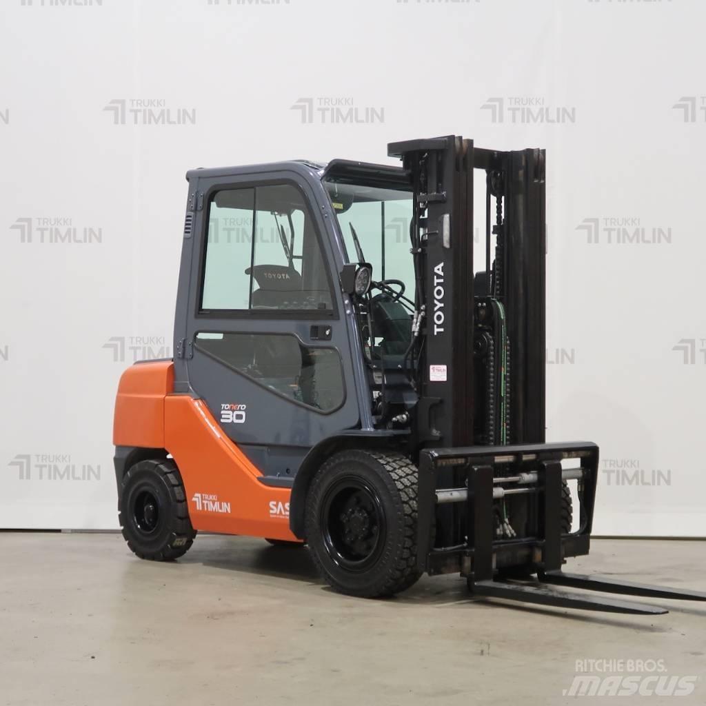 Toyota 02-8FDF30 Diesel gaffeltrucks