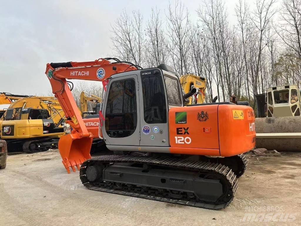 Hitachi EX120 Gravemaskiner på larvebånd