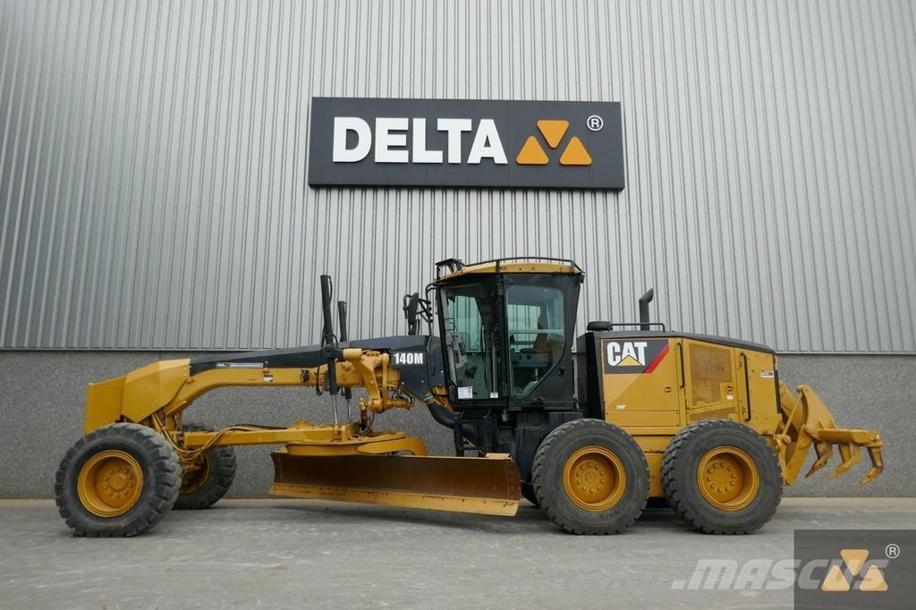 CAT 140M Vejhøvle / Gradere