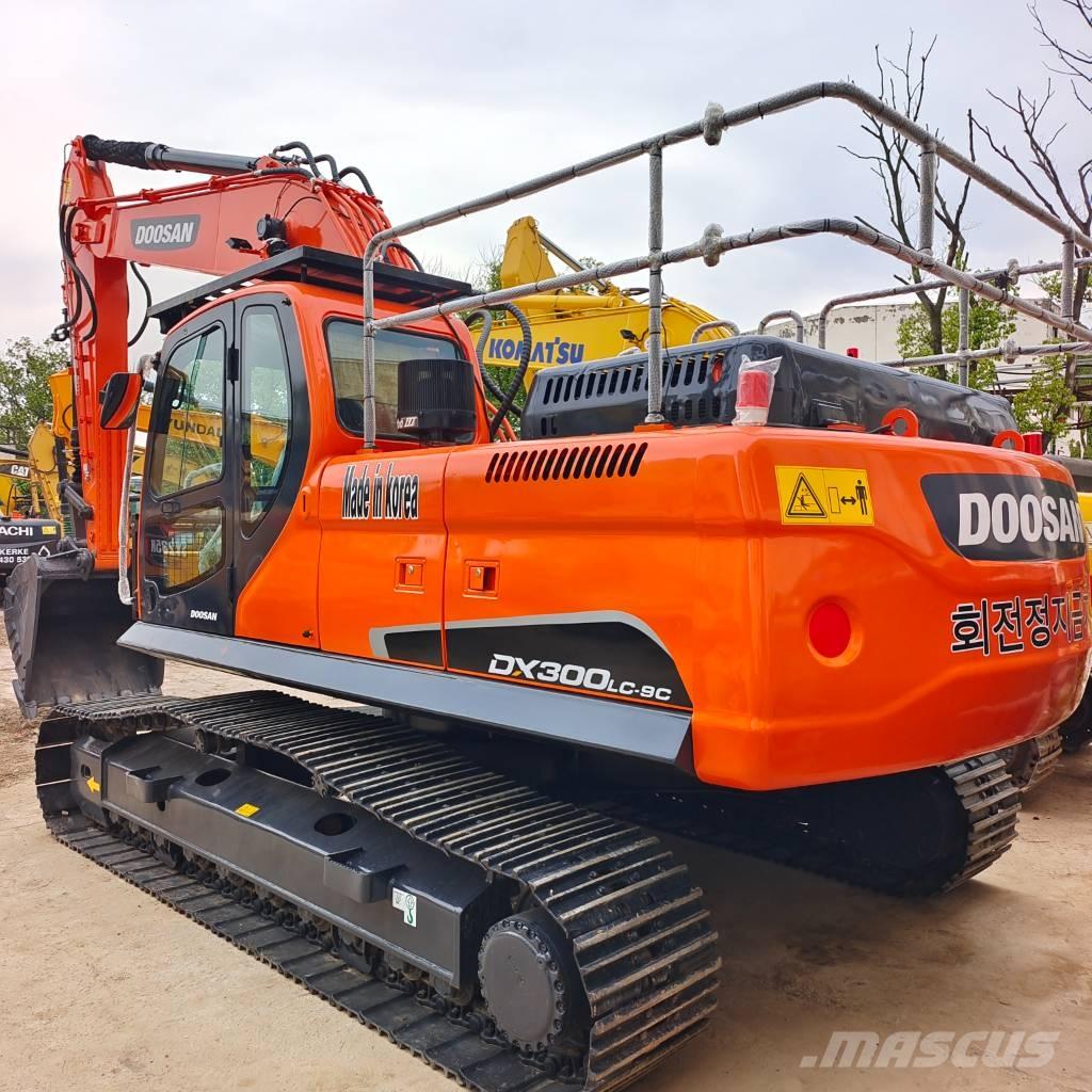 Doosan DX300LC-9C Gravemaskiner på larvebånd