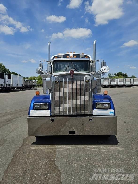 Kenworth W900 Trækkere