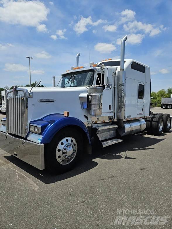 Kenworth W900 Trækkere